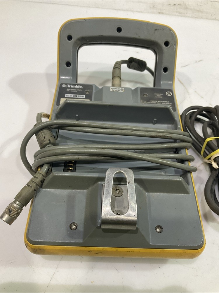 TRIMBLE 59369-00 MULTI BATTERY ADAPTOR T2M
