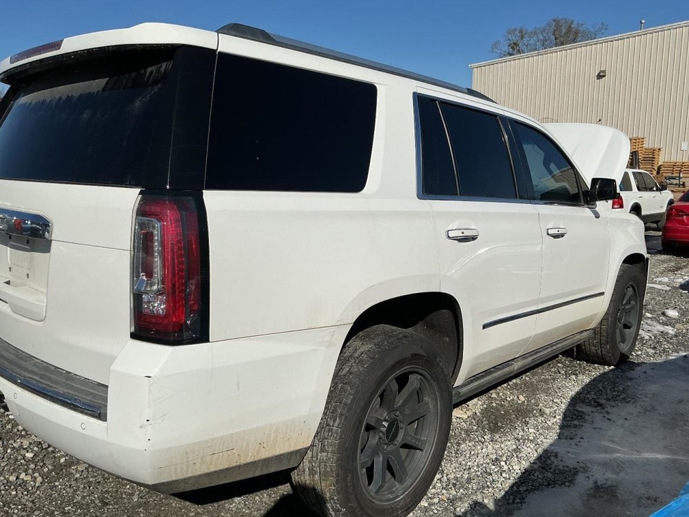 Fuse Box Engine Fits 15-20 ESCALADE 4938890