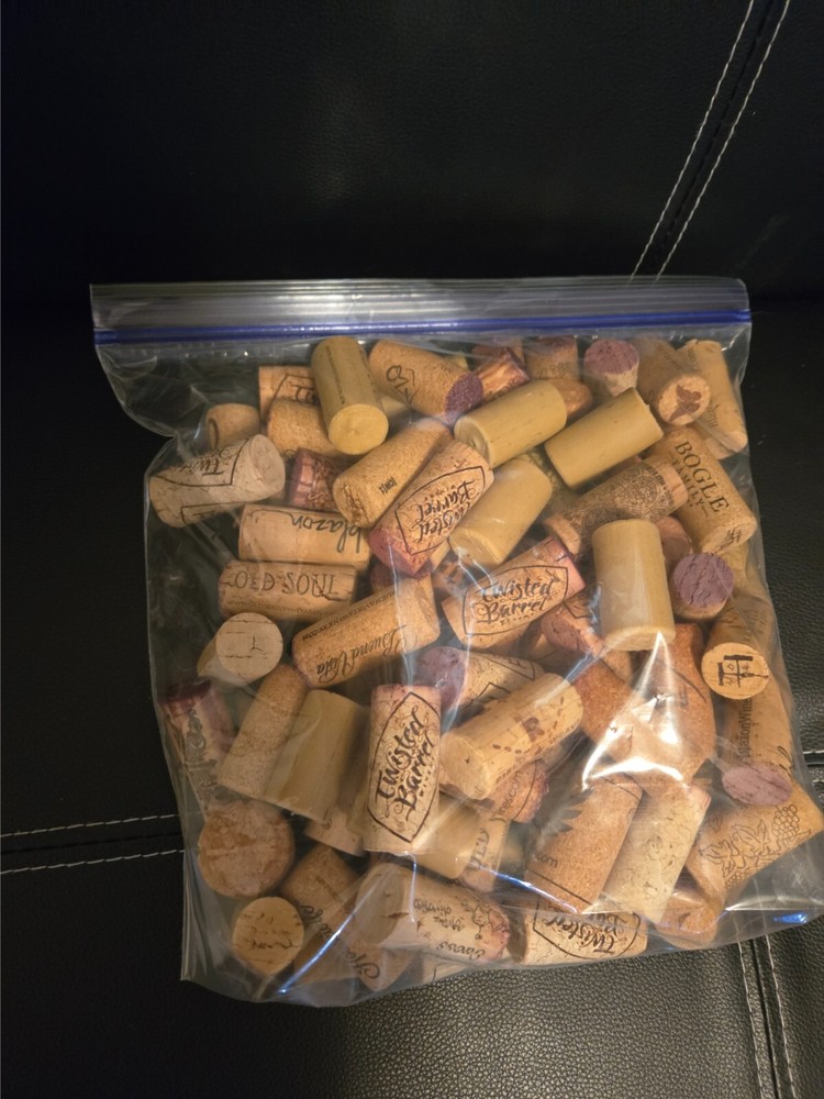 100 Used Wine COrks (Reds and Whites)