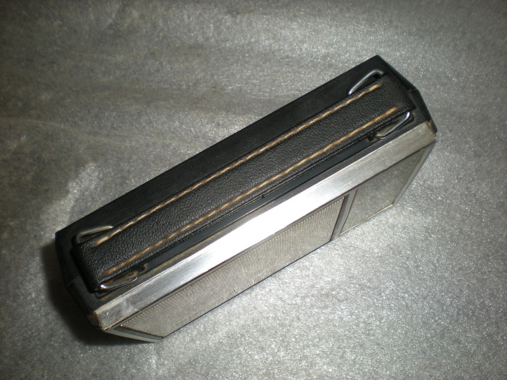 Vintage Panasonic Super 7 Solid State Transistor Radio R-1158