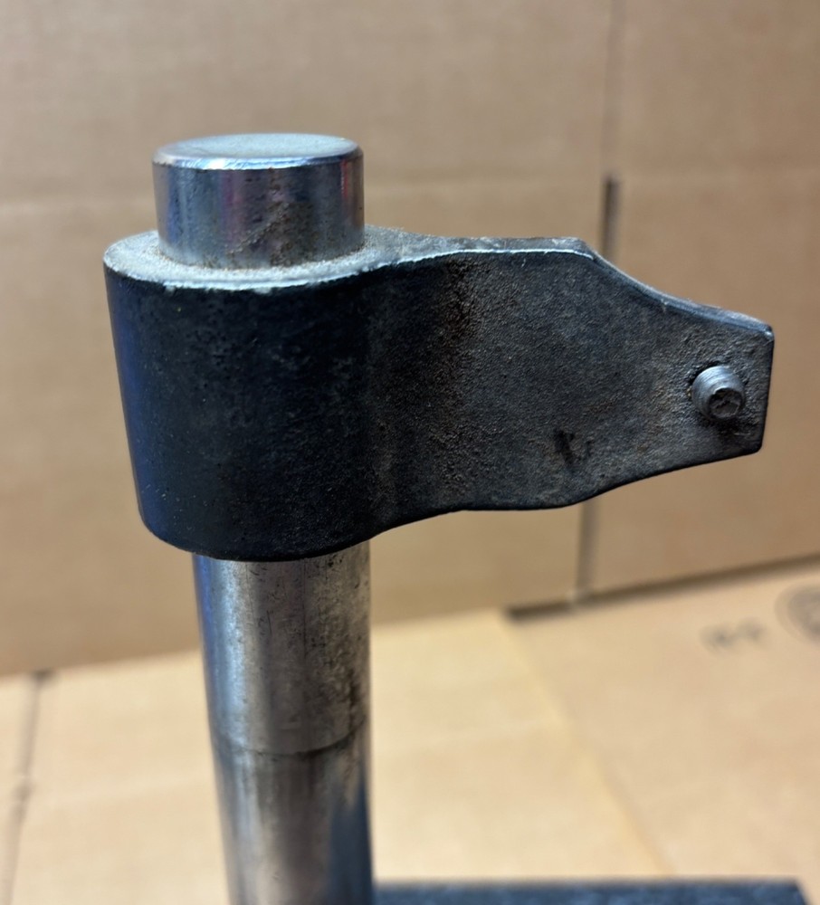 GRANITE Comparator Indicator Stand - 8" Post - 6" x 6" x 2" - CLEAN/NICE