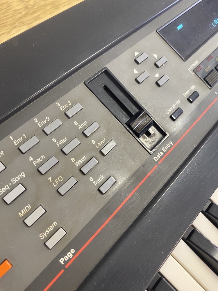 Ensoniq EPS Performance Sampler Keyboard