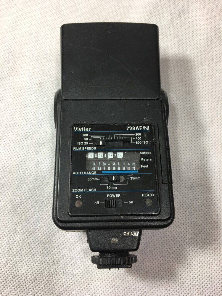 Vivitar Auto Focus Zoom Flash 728AF