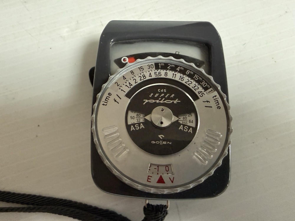 Gossen Super Pilot CdS Light Meter w/ Manual Untested, Nice physical condition