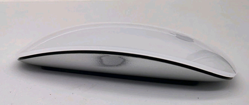 Apple Wireless Bluetooth Keyboard A1314 & Magic Mouse A1296 Set, White/Silver