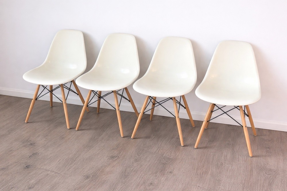 Eames Molded Plastic Side Chairs Set-of-4