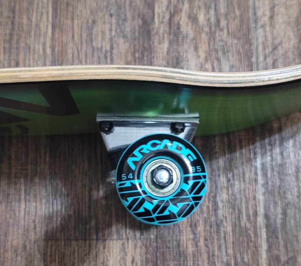 Arcade Pro Complete Skateboard - Standard size 31" - Complete