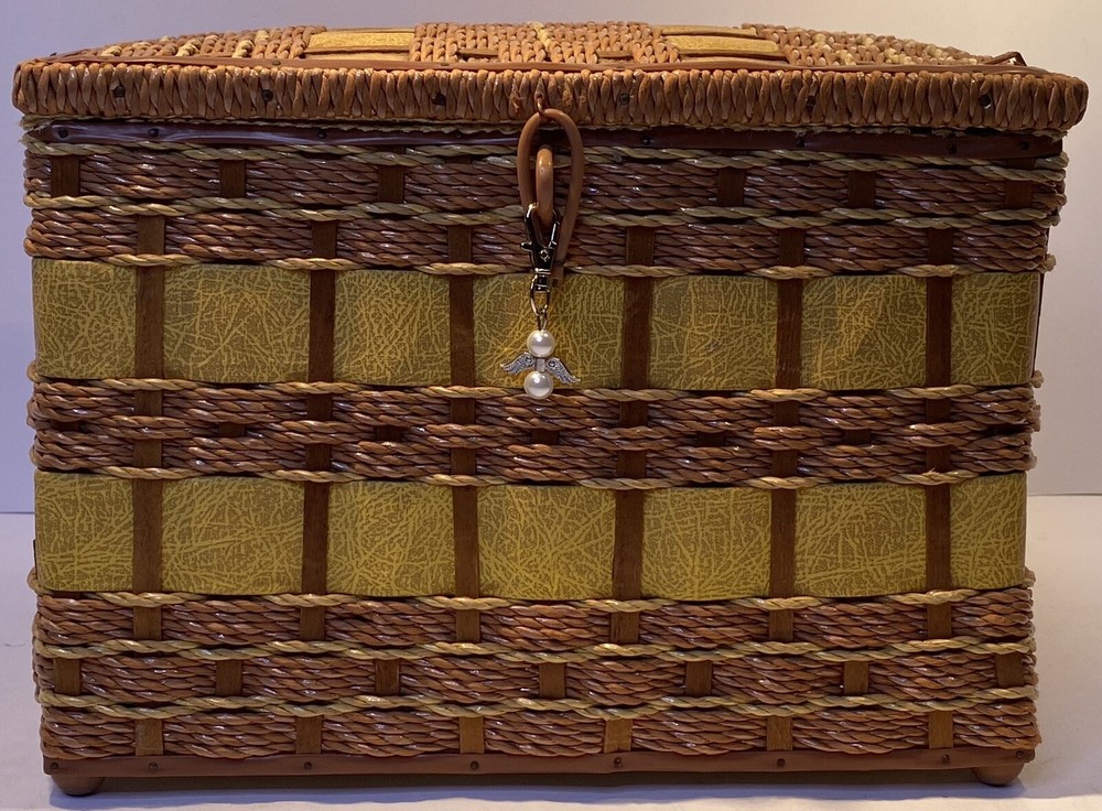 Large Wicker Sewing Basket Notions Keepsake Kit