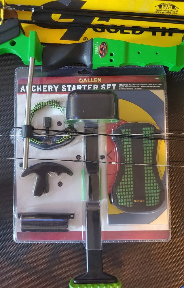 Loaded Genesis by Mathews Compound Bow - LH - 20# Max Variable Draw Length