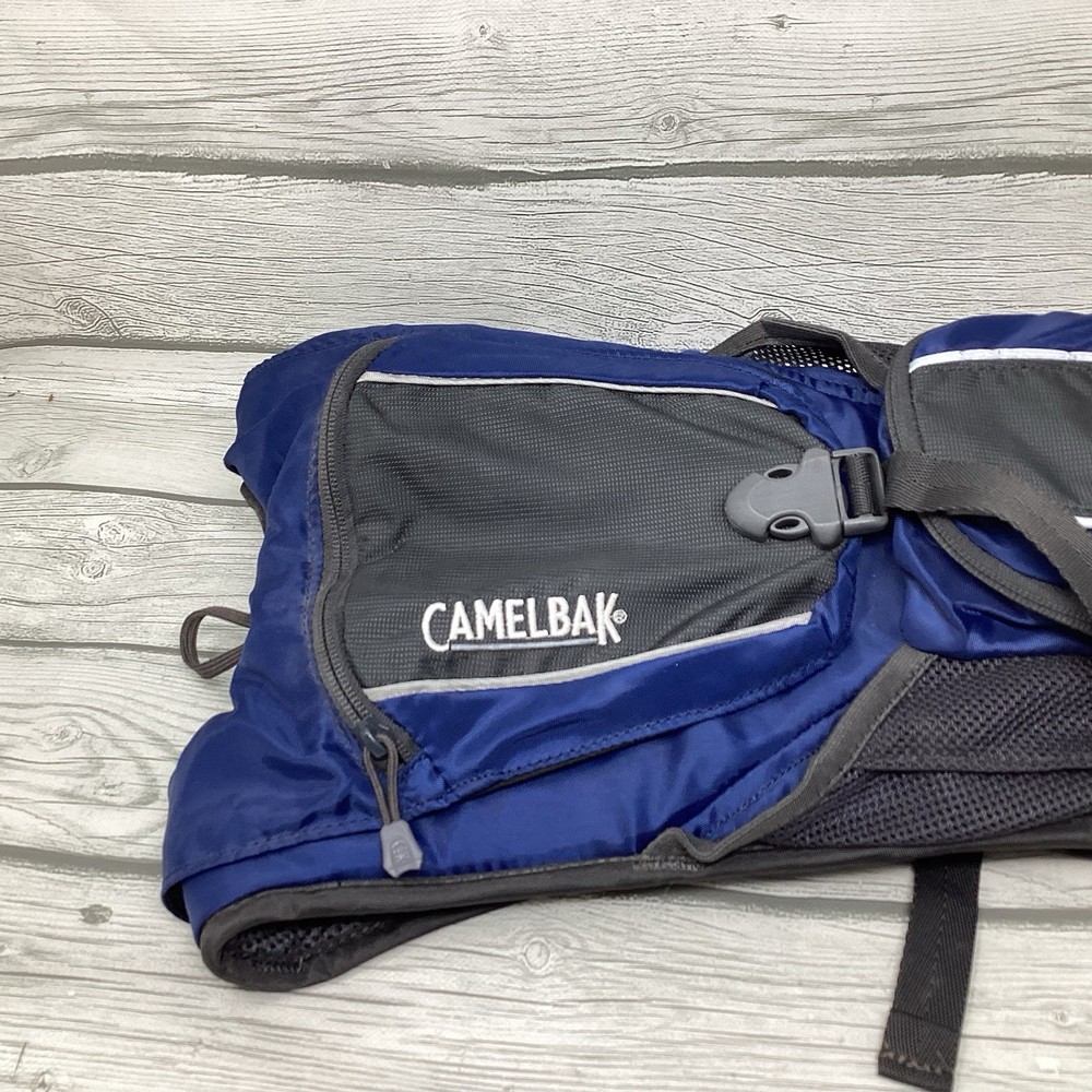 CamelBak Rouge Hydration Backpack 70oz Blue Zip-Up Pouches