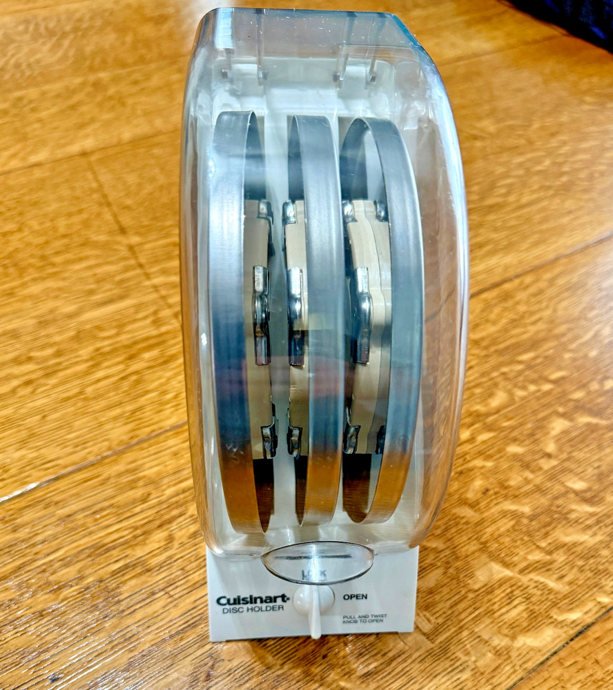 Cuisinart Locking Three Disc Holder Model DLC 8 With 3 Disc Blades White