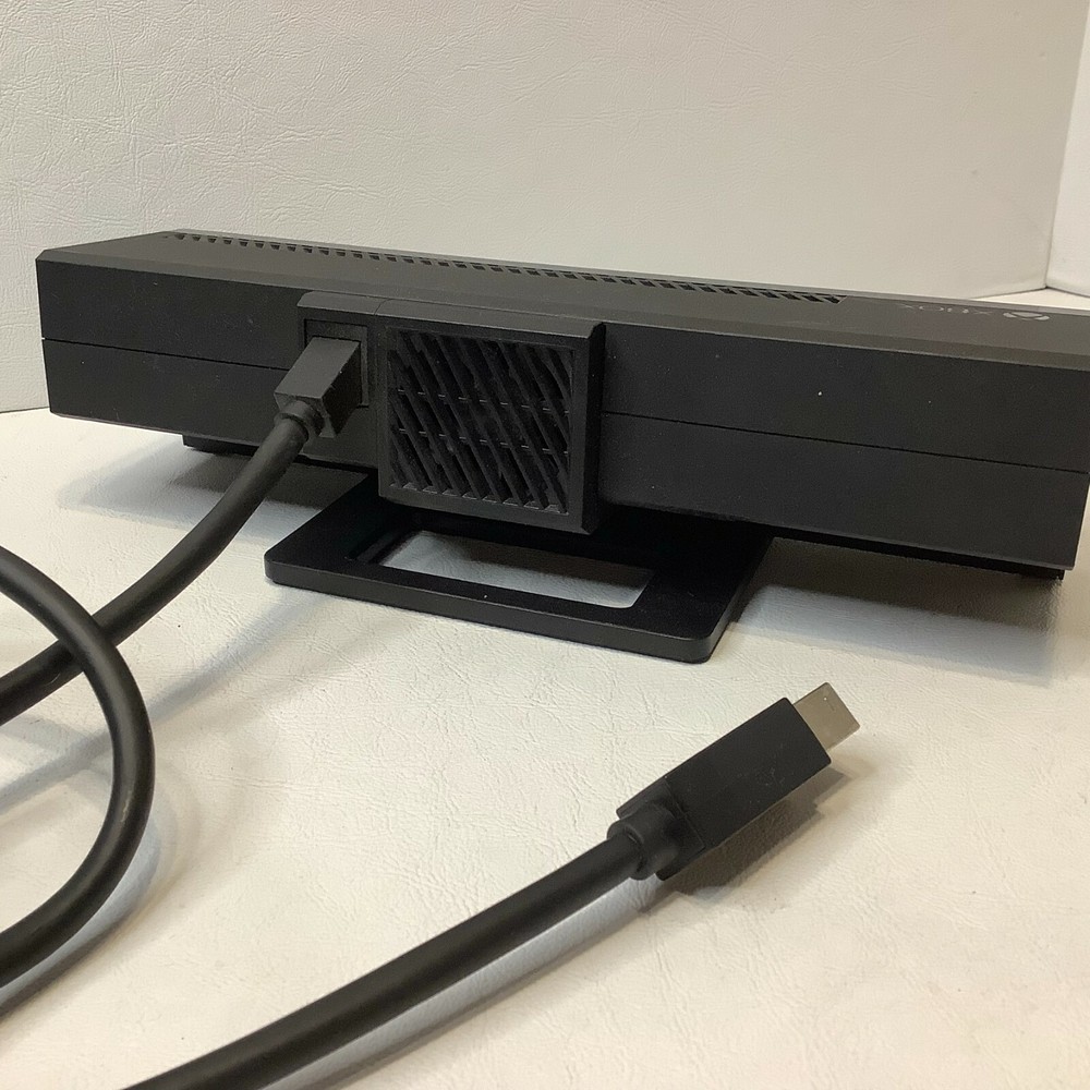 Microsoft Xbox One Kinect Model 1520 Motion Sensor Camera Tested