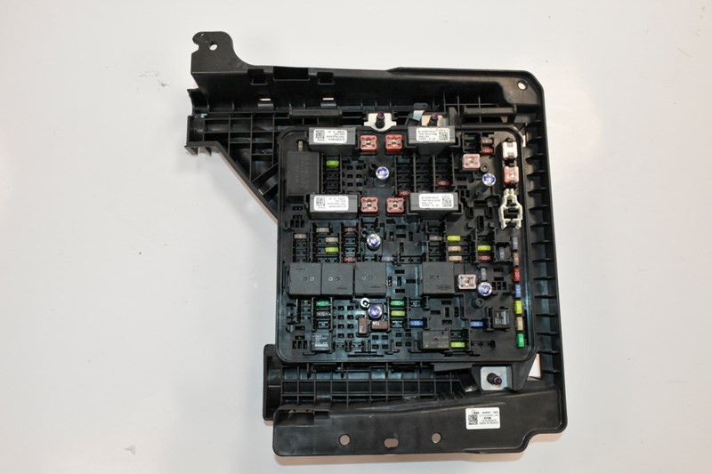 Freightliner Fuse Panel A0690283000 (628-10091)