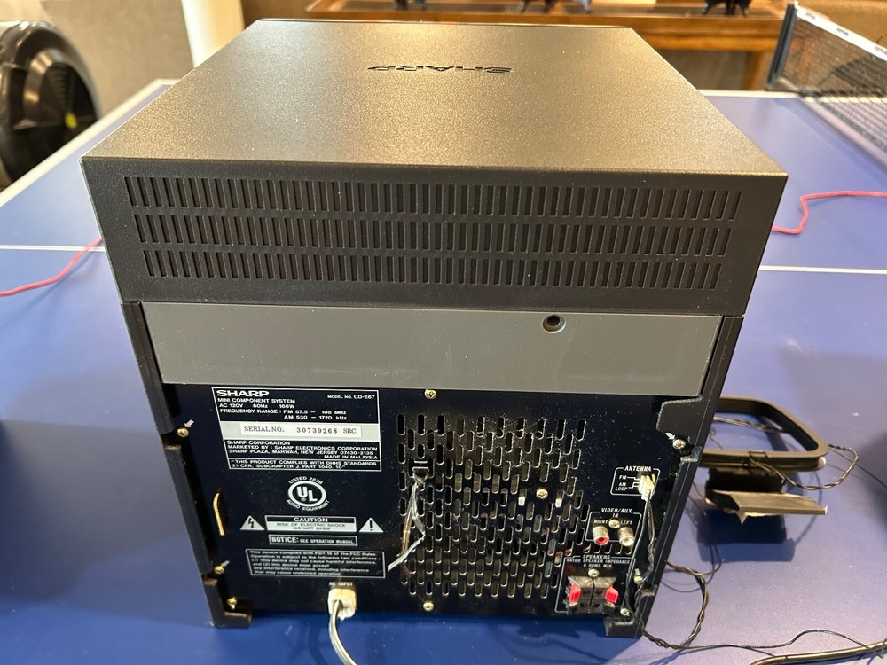 Sharp Mini Component System CD-E67 3-WAY SIDE FIRING BASS Stereo AM FM,CD,2 Tape
