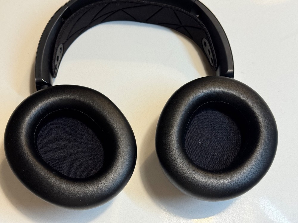 SteelSeries Arctis Nova Pro Wired Over-Ear Gaming Headset