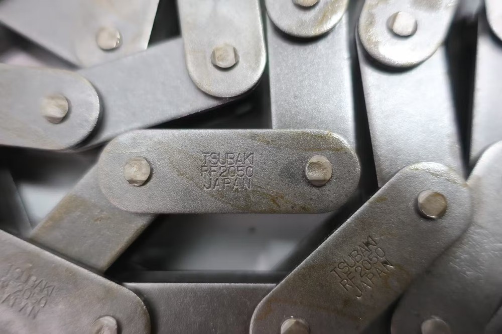 Tsubaki C2050RIV Single Roller Chain 10ft 1-1/4in