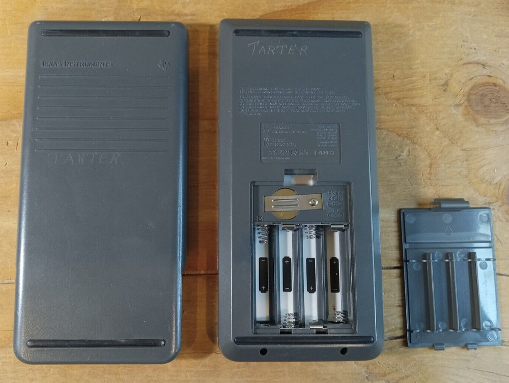 Texas Instruments TI-82 Graphing Calculator - Tested A