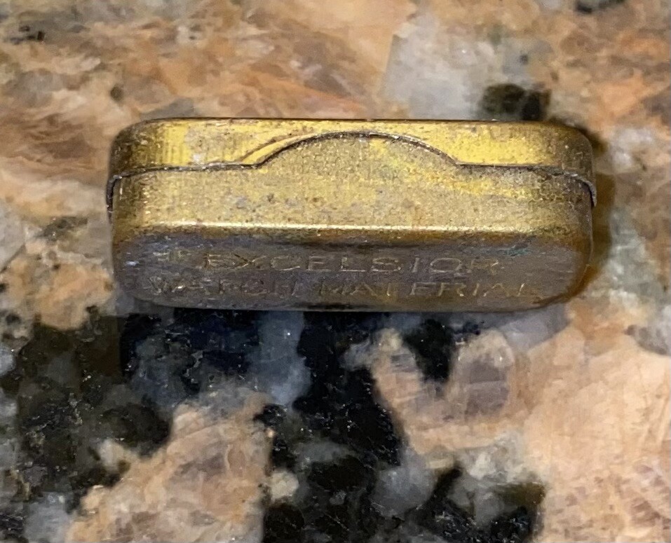 1930s 40s Excelsion 2nd hand tin