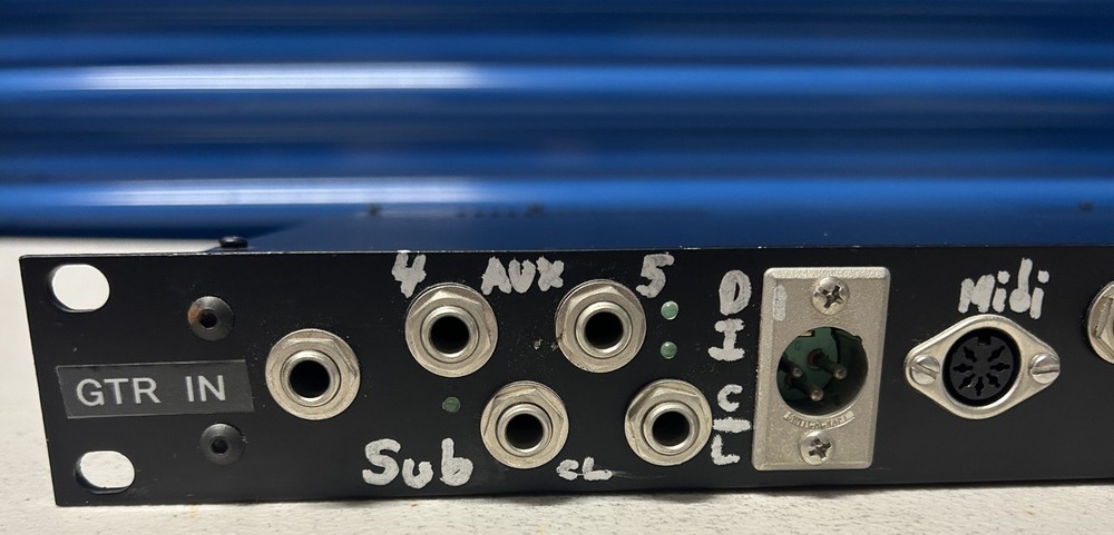 Custom Built Multi Amplifier Splitter Controller MIDI Iso Tranformers Axess Elec