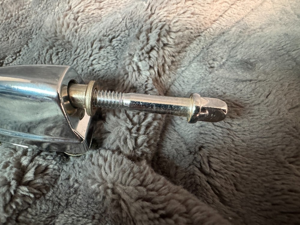 Yamaha Stage Custom floor tom drum lugs. Complete, excellent.