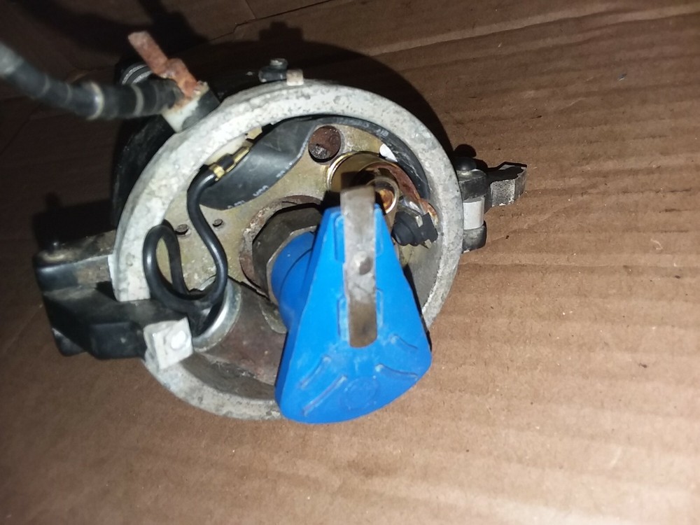 MERCRUISER 5.7 DISTRIBUTOR