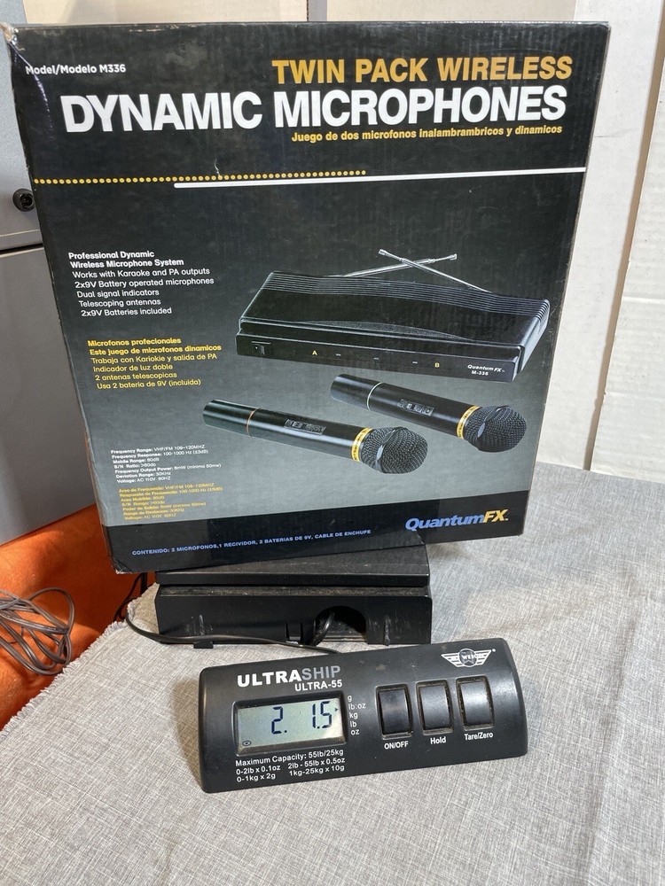 BRAND NEW QFX M-336 Wireless Dynamic Professional Microphone System (Twin Pack)