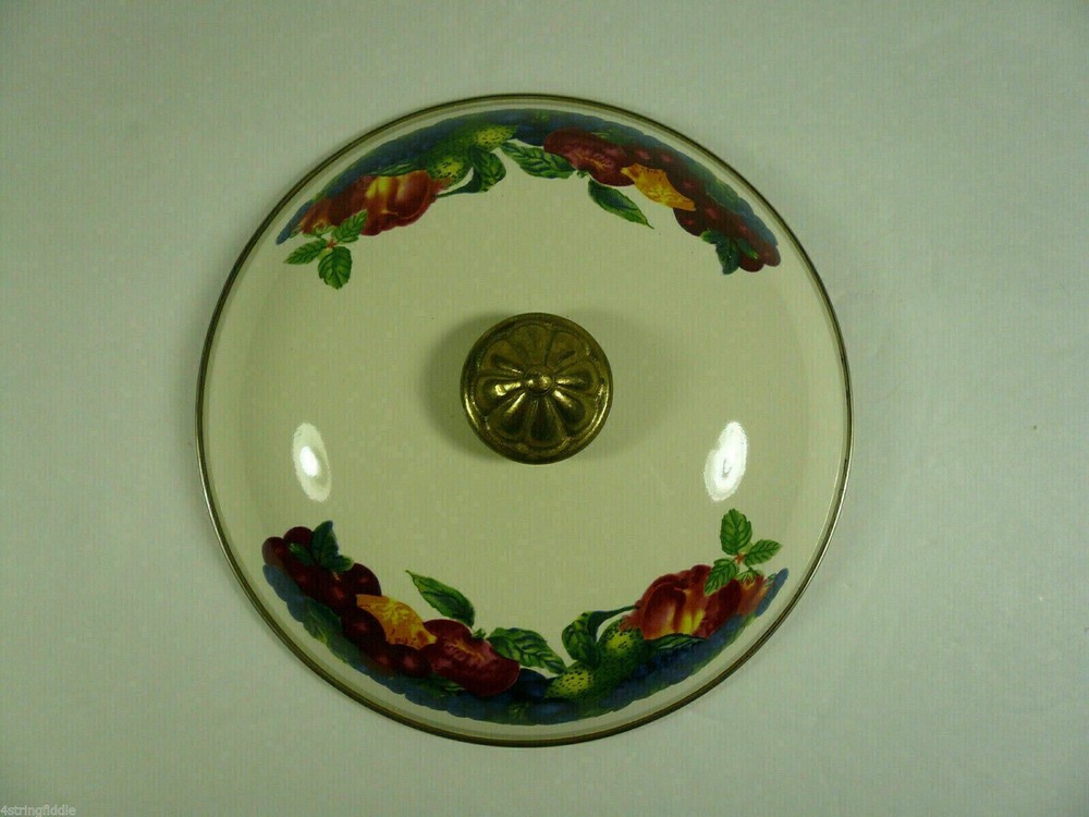 VINTAGE GERMAN ENAMELWARE - 7¼" DIAMETER LID - IN EXCELLENT CONDITION!