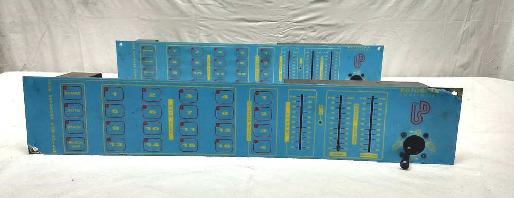 * LOT OF 2 * Programmi Sistemi Luce Rotoscan Controllers