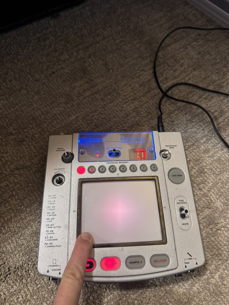 KORG KAOSS PAD KP-2 DJ Sampler Processor Effector from missing knobs