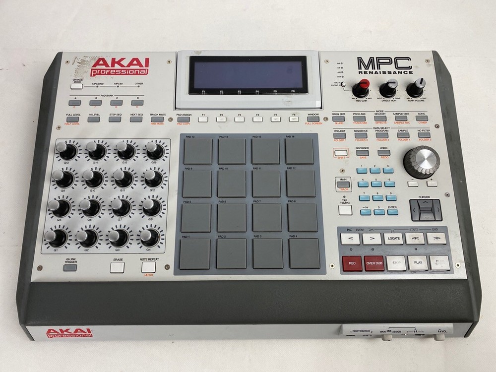 Akai Professional MPC Renaissance Sampling Sequencer Controller Audi (AP2030088)