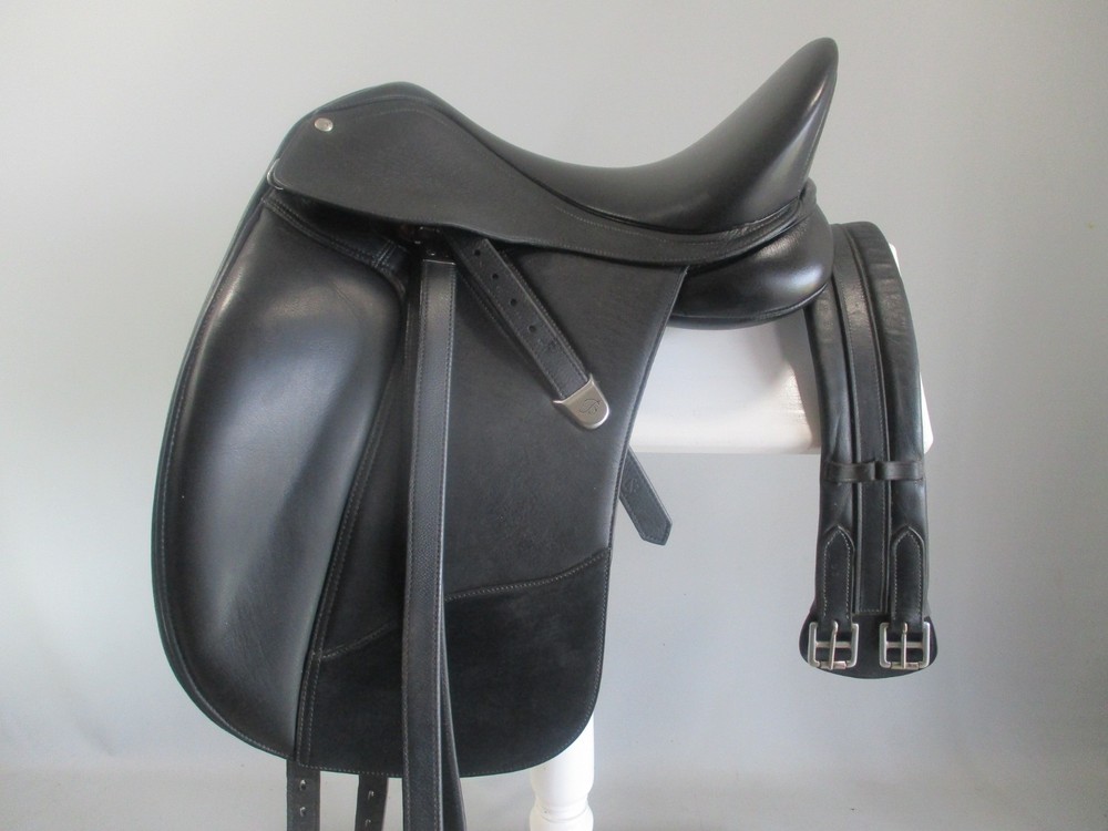 Bates Dressage Saddle 16"