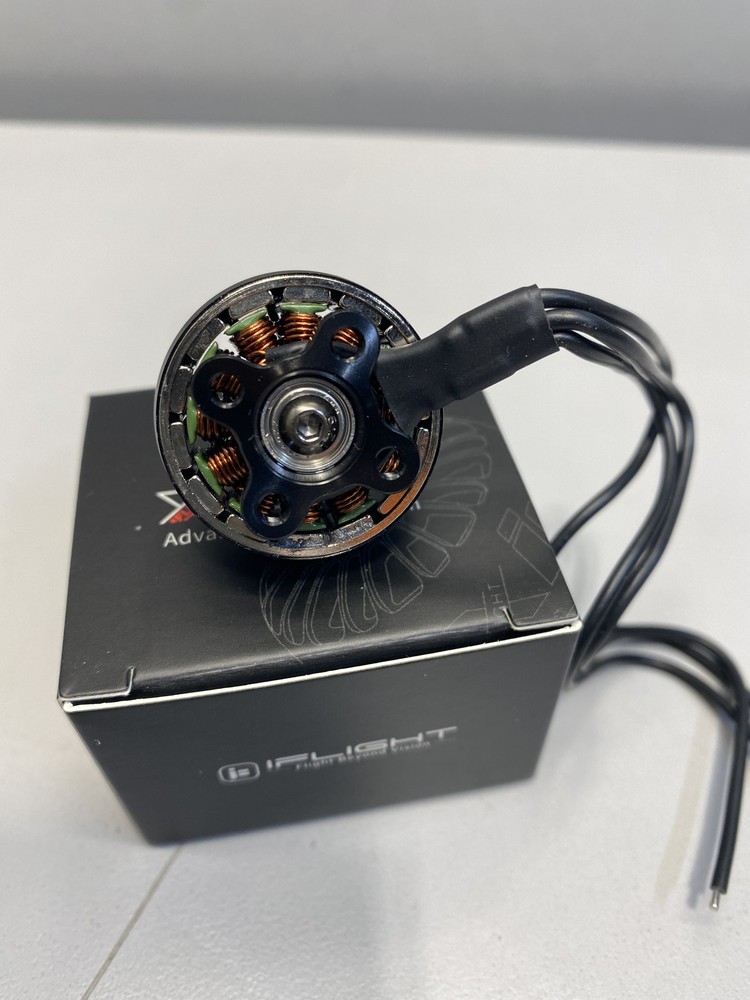 iFlight Xing-E Pro2207 1800kv FPV Brushless Motor (Black)