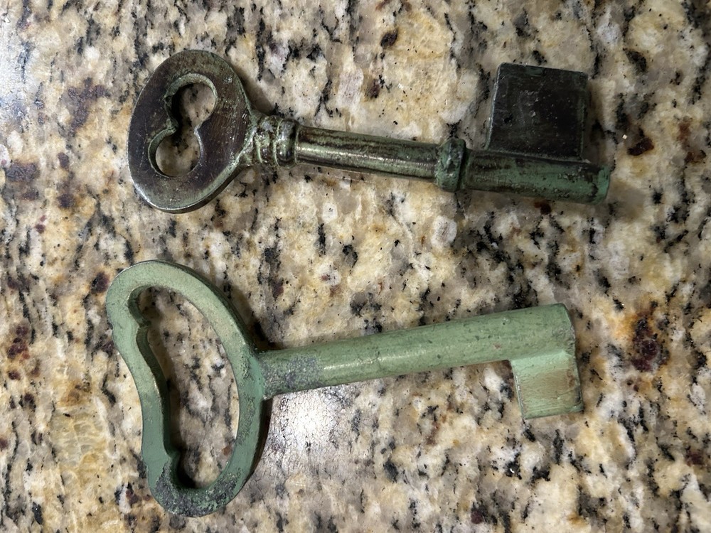 Vintage Metal Keys