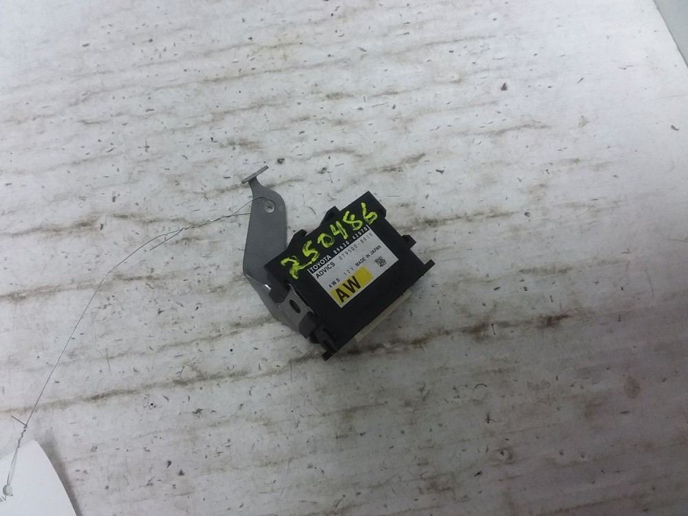 Transfer Case Control Module Center Dash Fits 15 RAV4 89630-42070