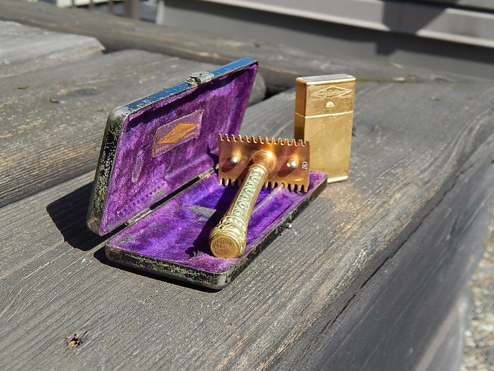 Vintage Gillette ABC pocket set