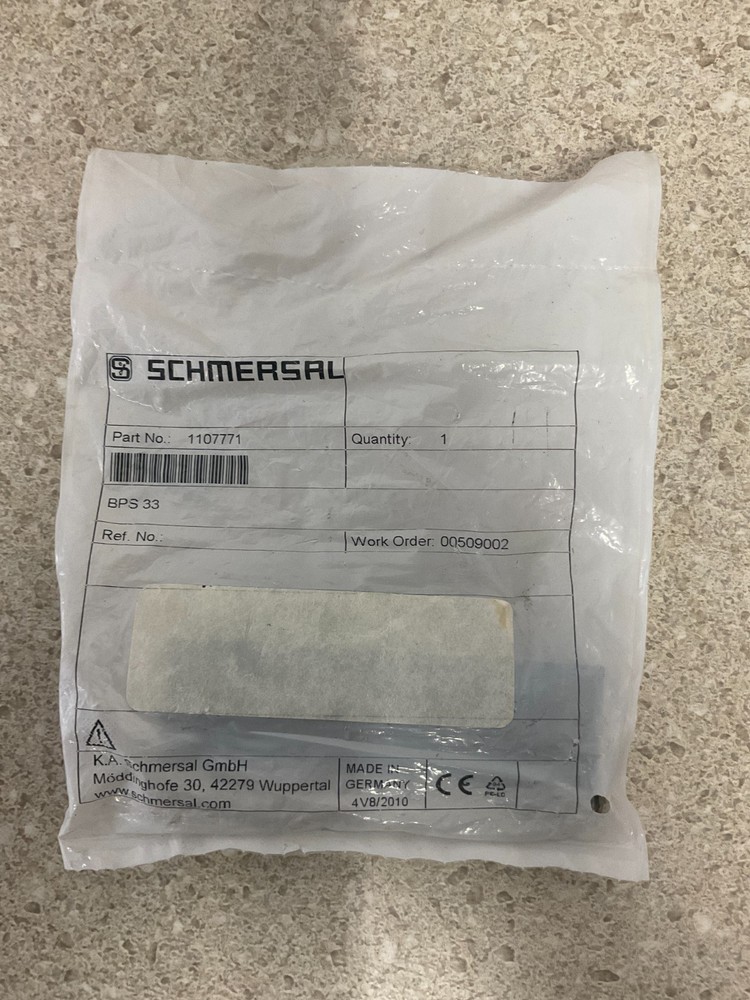 Schmersal 11007771 BPS33 NEW