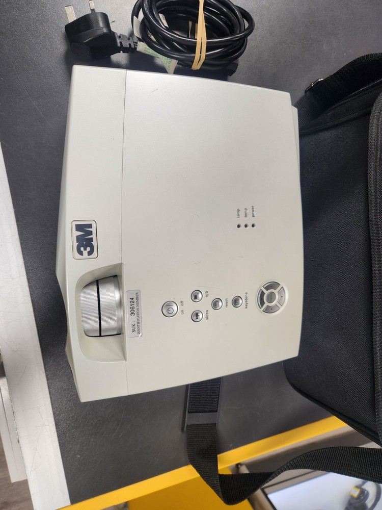 3m X50 3lcd Projector