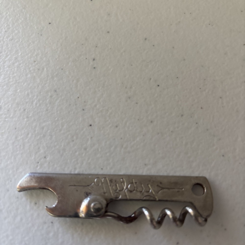 NIFTY CORK SCREW BOTTLE OPENER