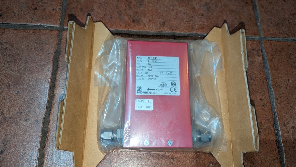 HORIBA SEC-E40MK3 STEC Mass Flow Controller HE 1LM 41S New & Sealed