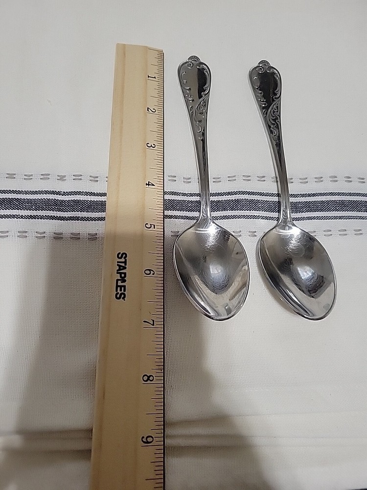 2 LQF2 Livingquarters Spoons