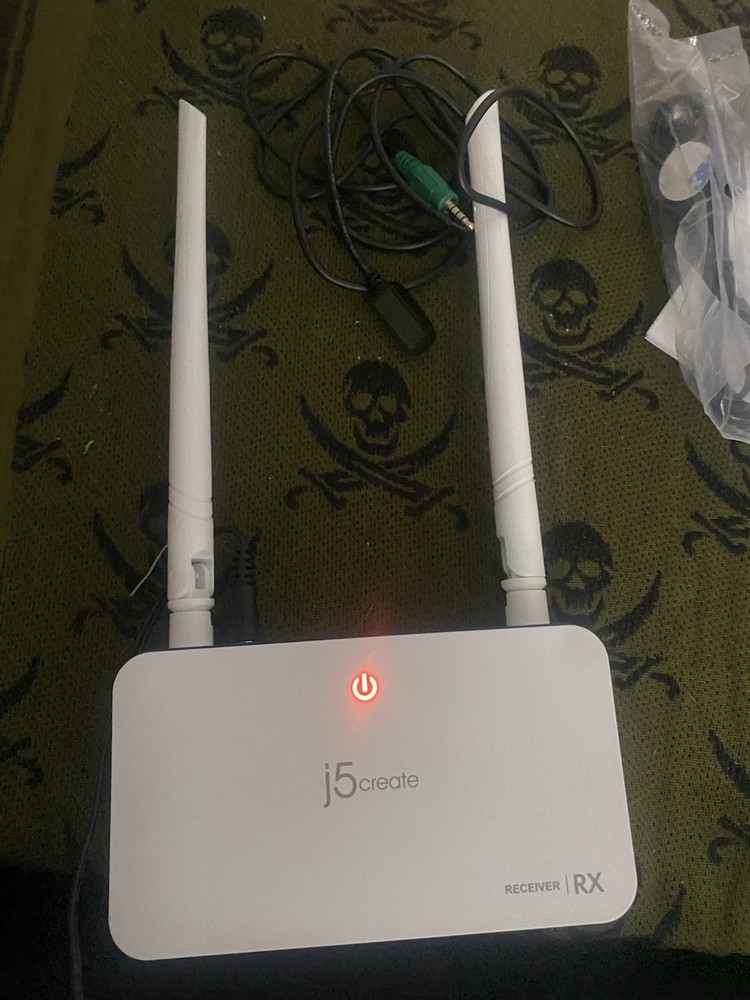 j5create JVAW52 Wireless Display HDMI Extender White