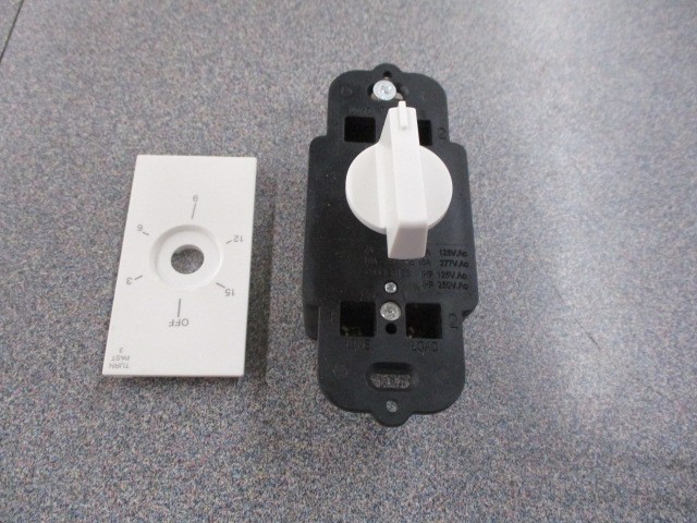 Pass & Seymour  Timer Switch 97015-W