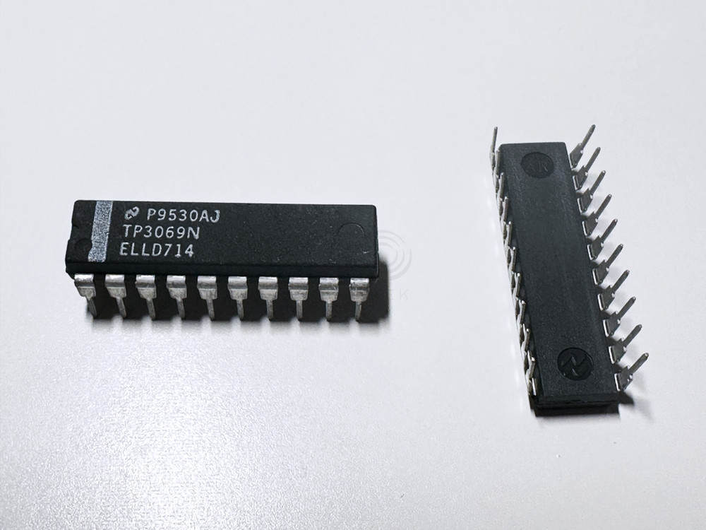 2PCS TP3069N NSC Enhanced Serial Interface CMOS CODEC Filter Combo A Law DIP-20