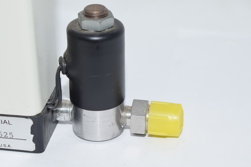 Precision Flow Devices Mass Flow Controller 300SCCM Cap. O2 Gas