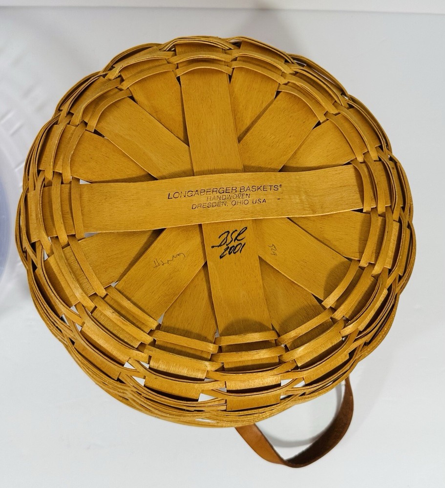 Longaberger Gathering Darning Basket Hard Plastic Insert 2001 Leather Handles