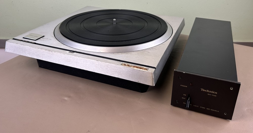 TECHNICS SP-10 MKII TURNTABLE SH-10E POWER SUPPLY