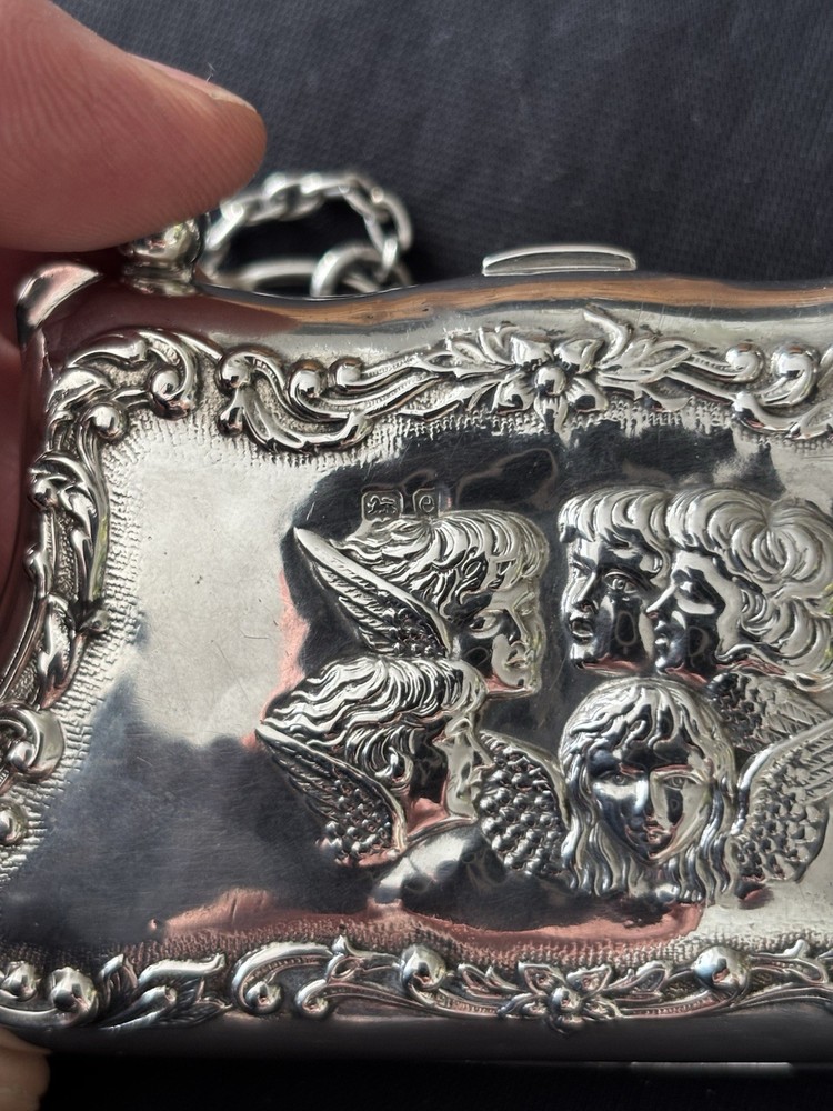 Reynolds Angels Solid Silver Purse, Henry Matthews 1904.