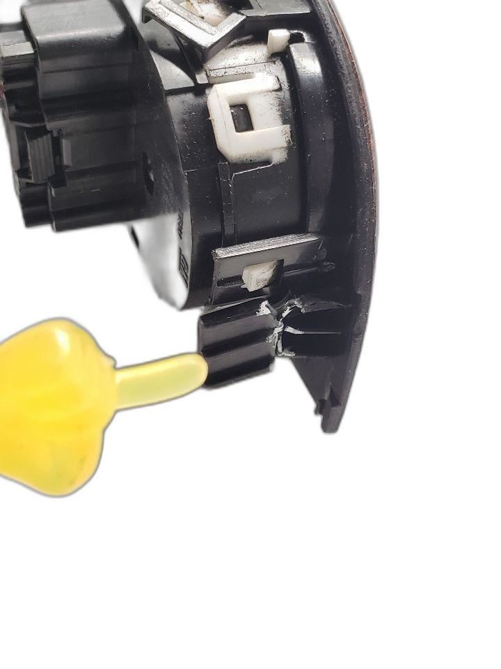 Chassis ECM Body Control BCM Hatchback Note From 09/ 01/ 15 Fits 2016 VERSA OEM