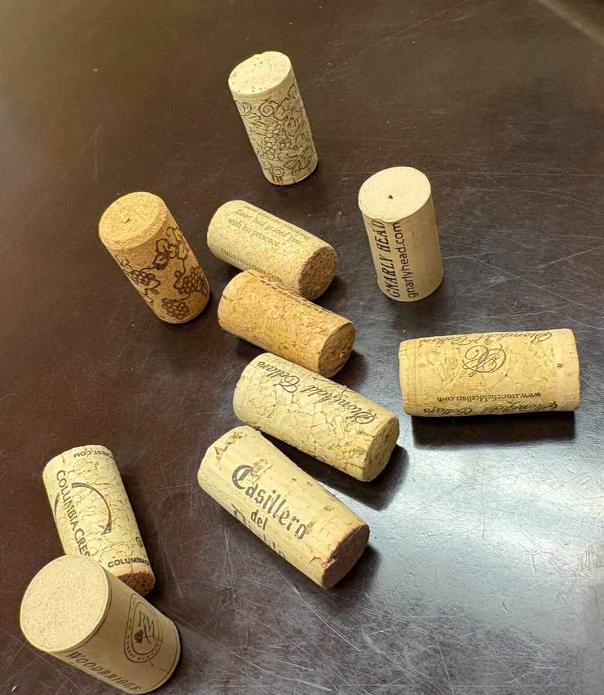 Used Wine Corks Bothe Red and White