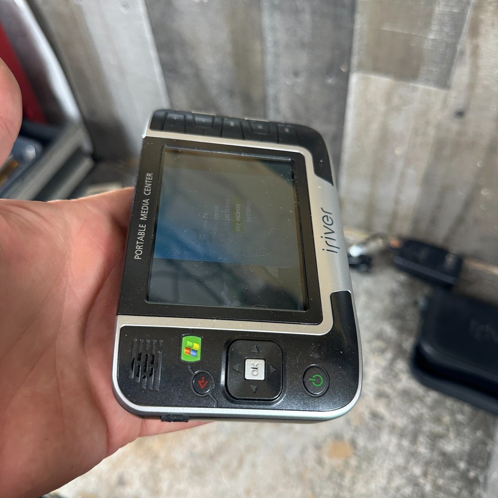 Iriver PMC-120 20GB Portable Multimedia Player Working